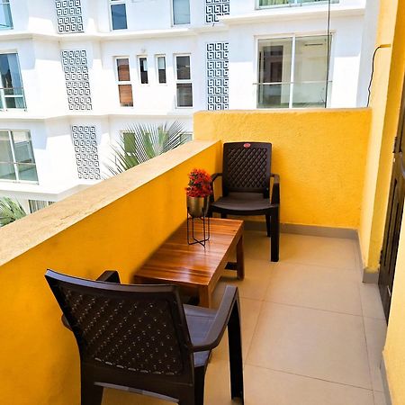Q Lite Calangute Hotel Exterior photo