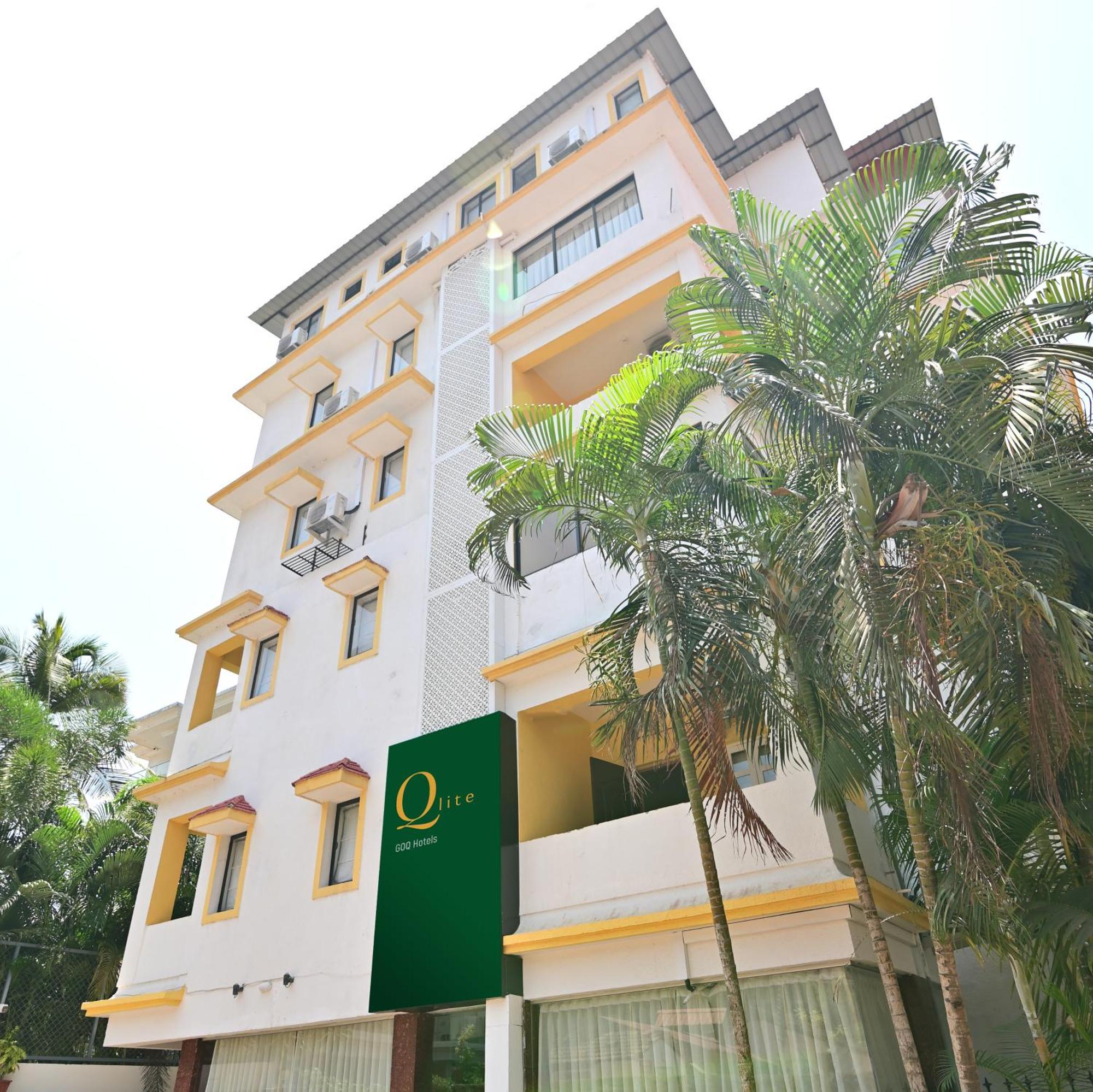 Q Lite Calangute Hotel Exterior photo