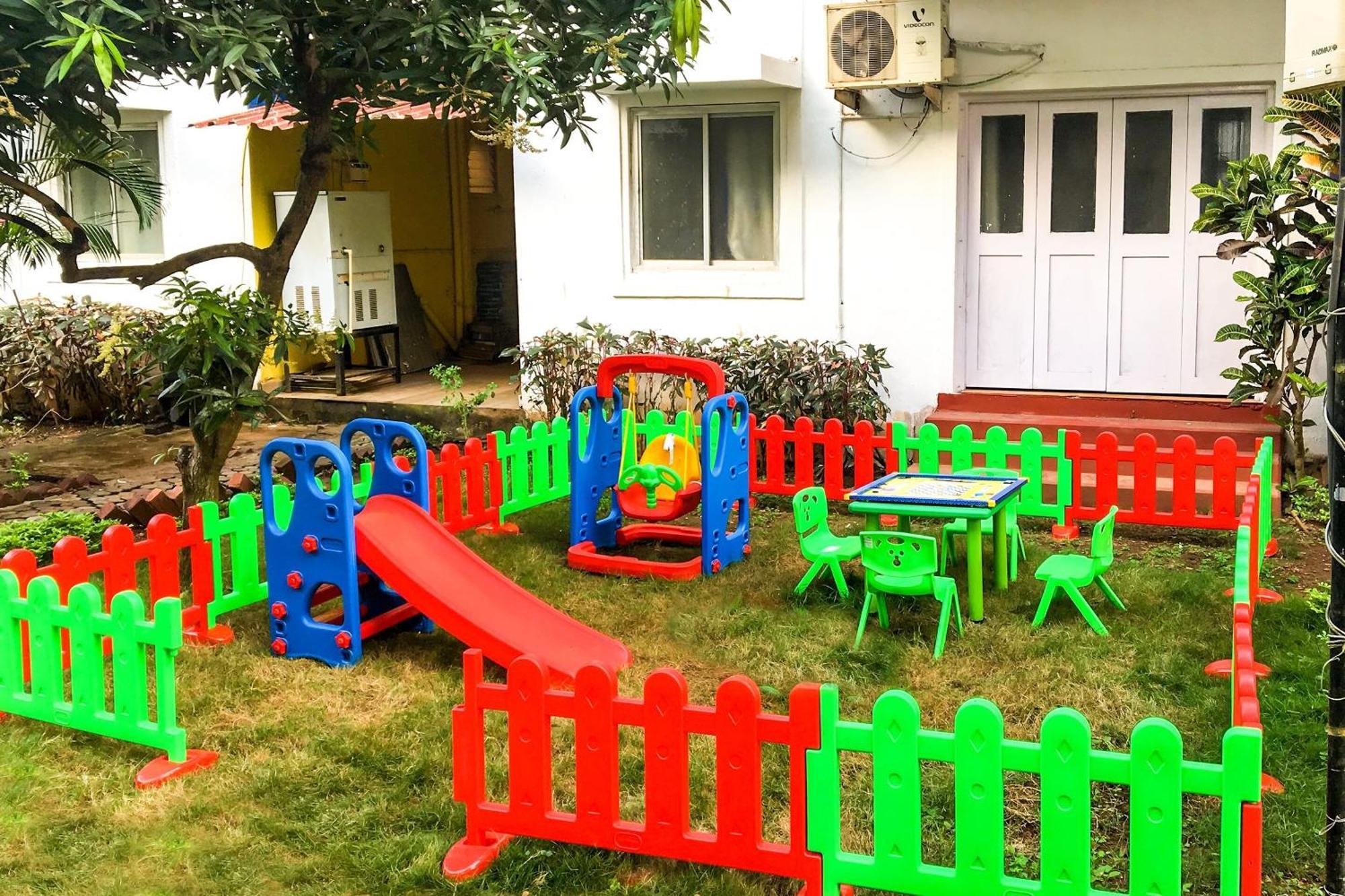 Q Lite Calangute Hotel Exterior photo